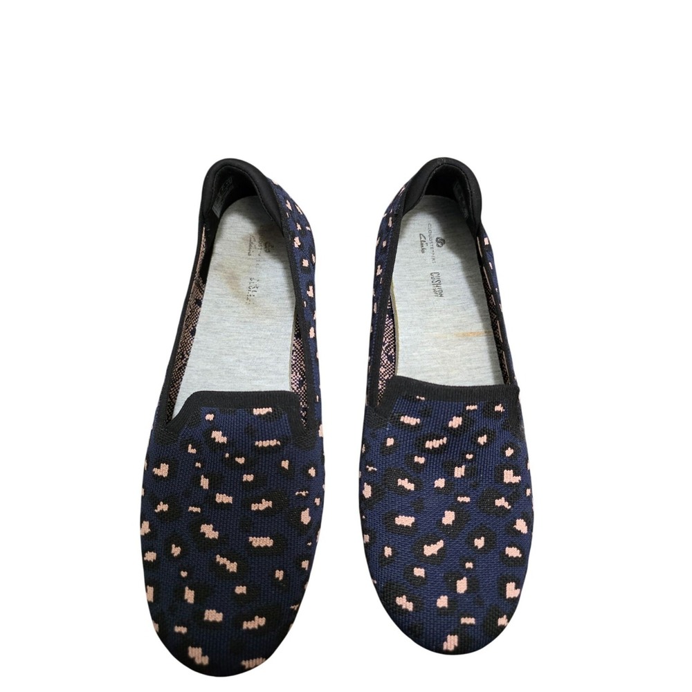 Clarks Women's Slip-On Knit Leopard Print Shoes Navy & Cream‎ Size 11